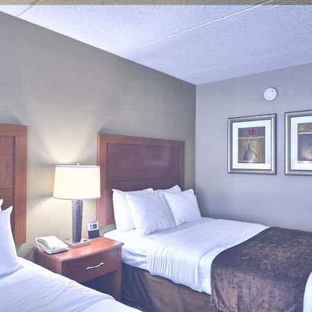 Clarion Inn & Suites - University Area Cortland Extérieur photo